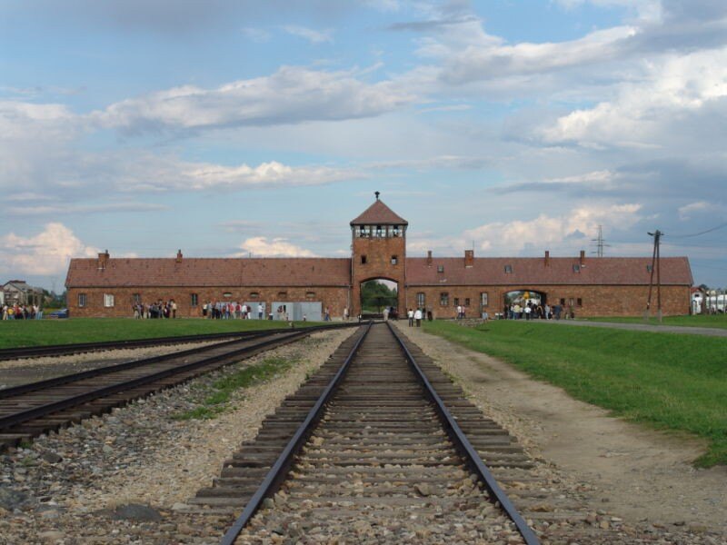 Auschwitz-Birkenau - atrakcja blisko Wadowic